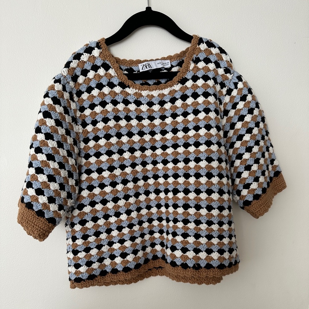 Zara Puff Sleeve Top